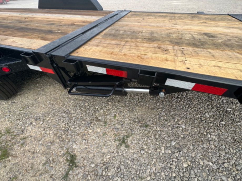 22+8 Aardvark Hydra Tail Trailer On Sale  Gatormade Trailers 