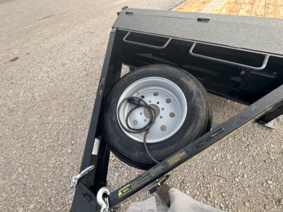 22+8 Aardvark Hydra Tail Trailer On Sale  Gatormade Trailers 