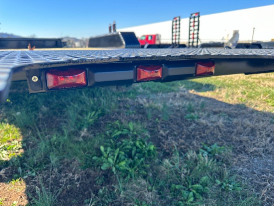 Equipment Trailer 16k On sale Tilt Bed Trailer Gatormade Trailers 