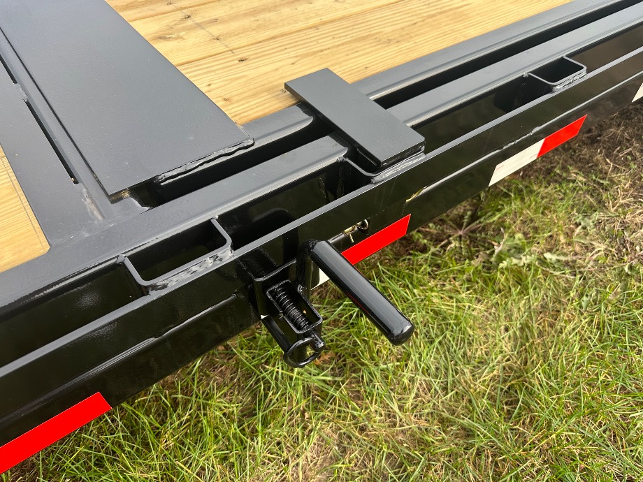 Tilt Bed Trailer One Sale | 14k 5+16 Aardvark Trailer  Gatormade Trailers 