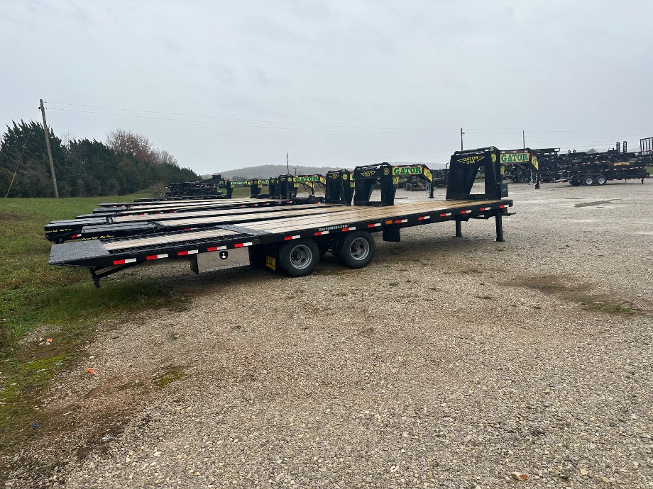 20+10 Hydraulic Dovetail Trailer On Sale Gatormade Trailers 