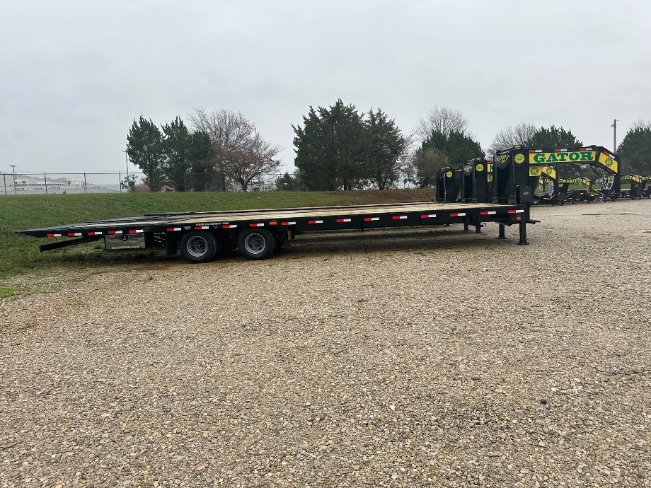 Hydraulic Dovetail Trailer 25+10 On Sale Gatormade Trailers 