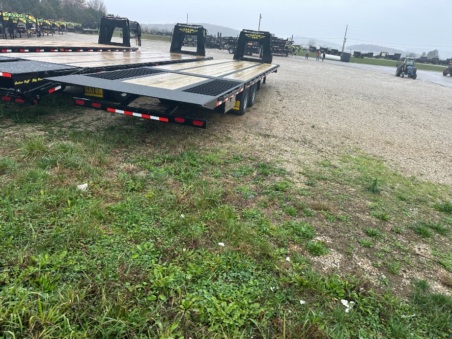 Hydraulic Dovetail Trailer 25+10 On Sale Gatormade Trailers 