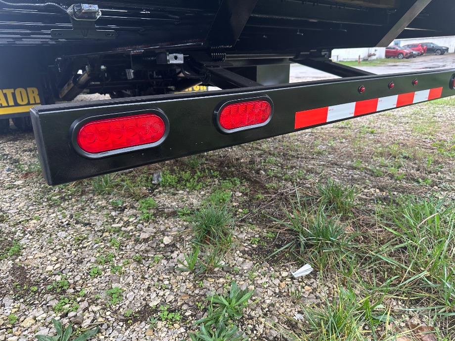 Hydraulic Dovetail Trailer 25+10 On Sale Gatormade Trailers 