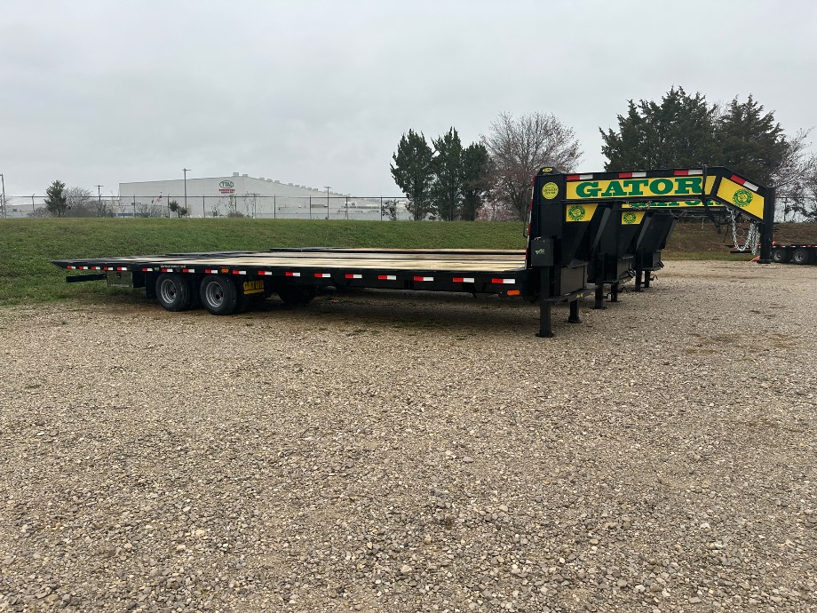 Hydraulic Dovetail Trailer 25+10 On Sale Gatormade Trailers 